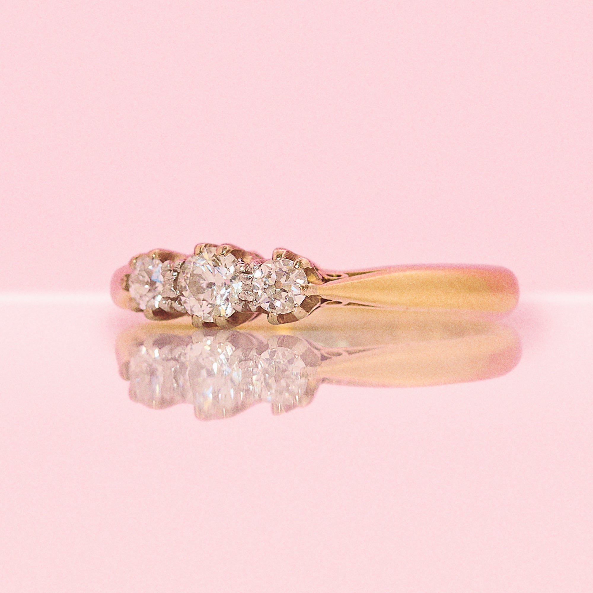 18ct gold 0.26ct diamond trilogy ring new