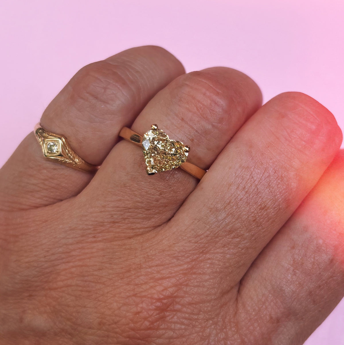 18ct yellow gold 2.0ct yellow fancy heart diamond ring