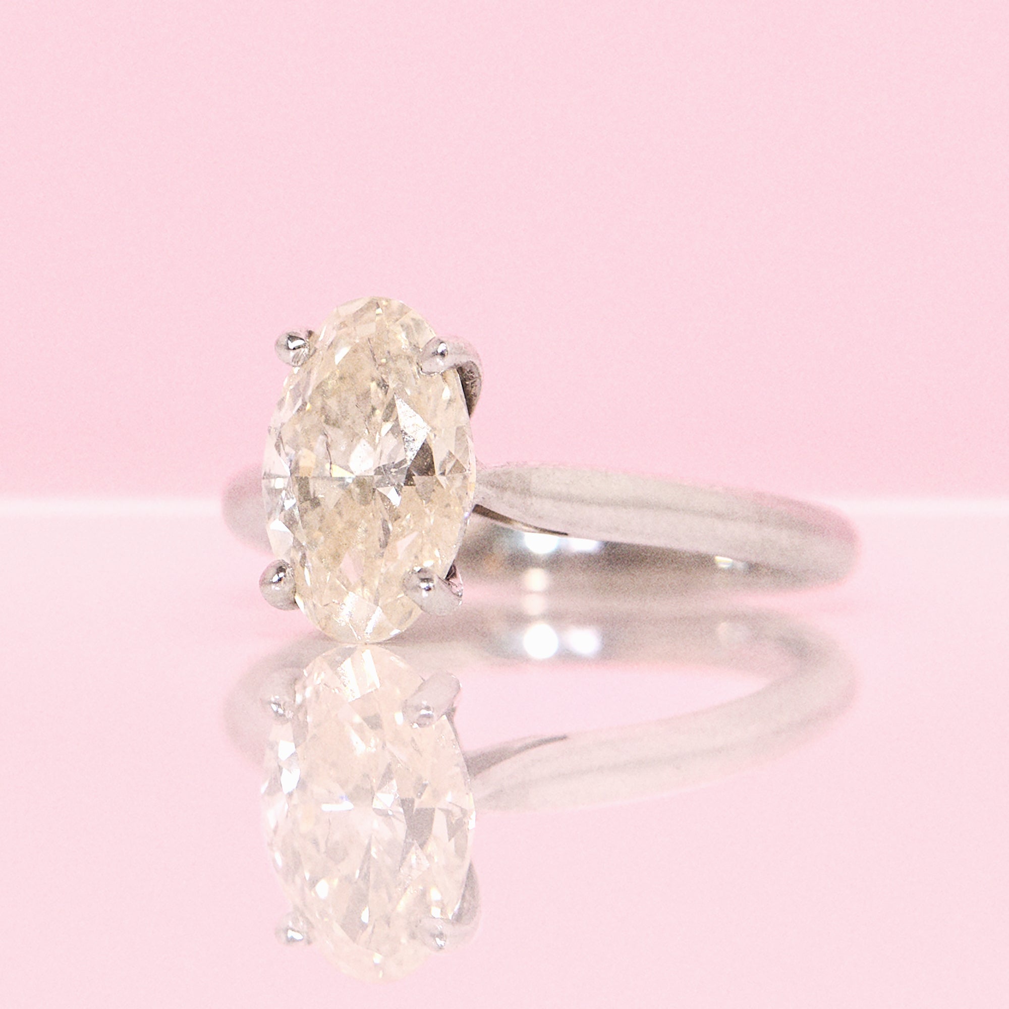 Platinum 2.16ct oval diamond ring