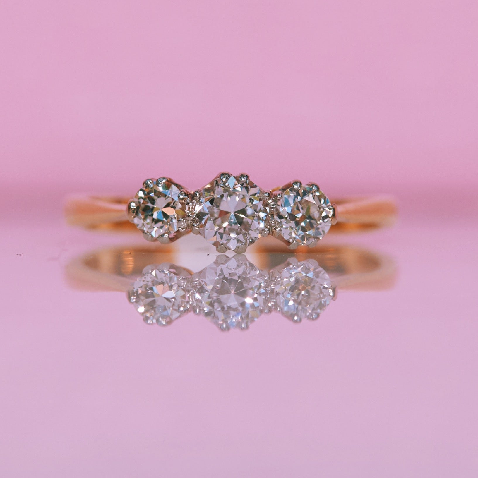 18ct gold 0.70ct diamond trilogy ring