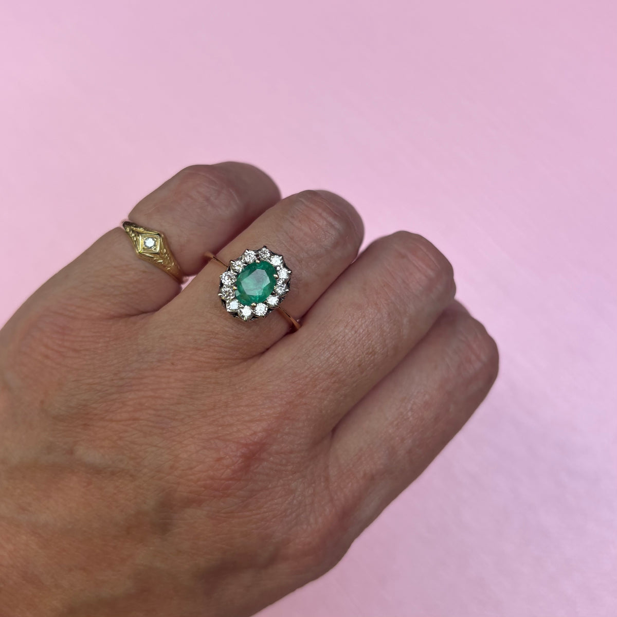 Vintage 14ct gold 1ct emerald and 0.24ct diamond cluster ring