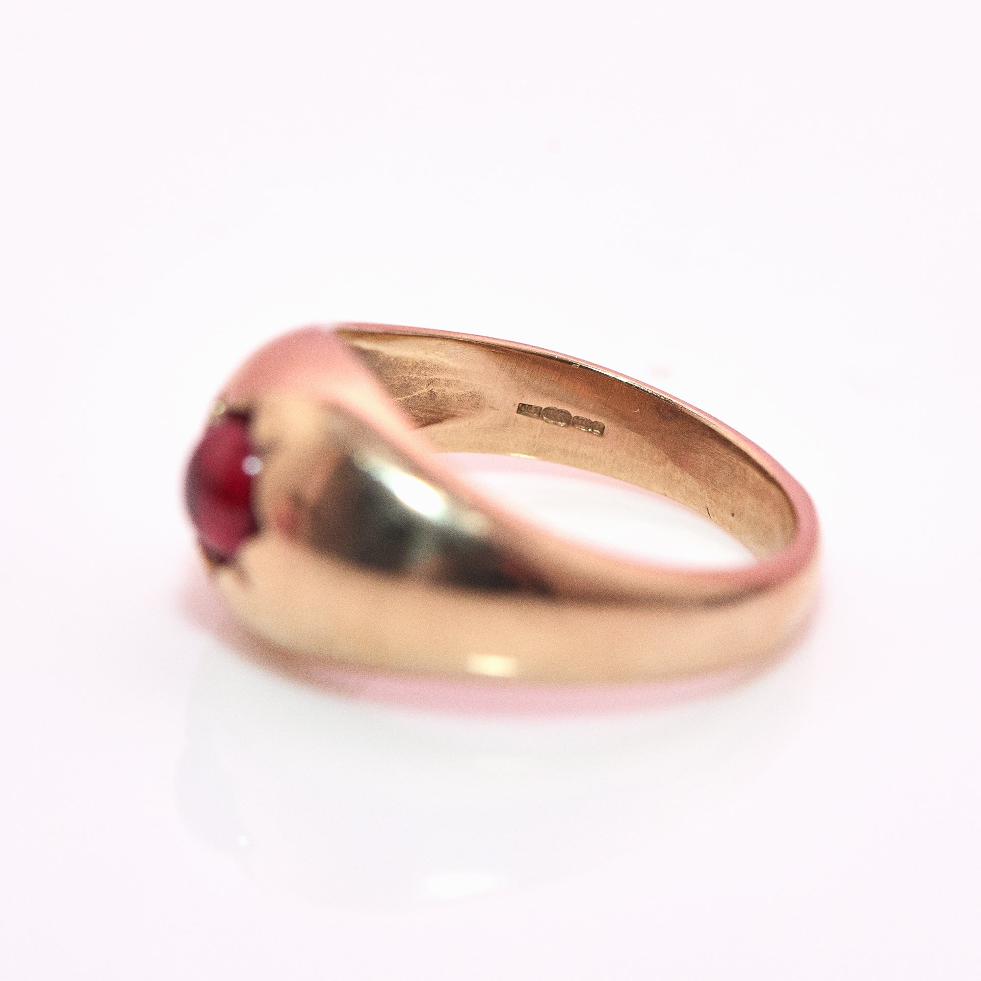 9ct gold garnet starburst ring