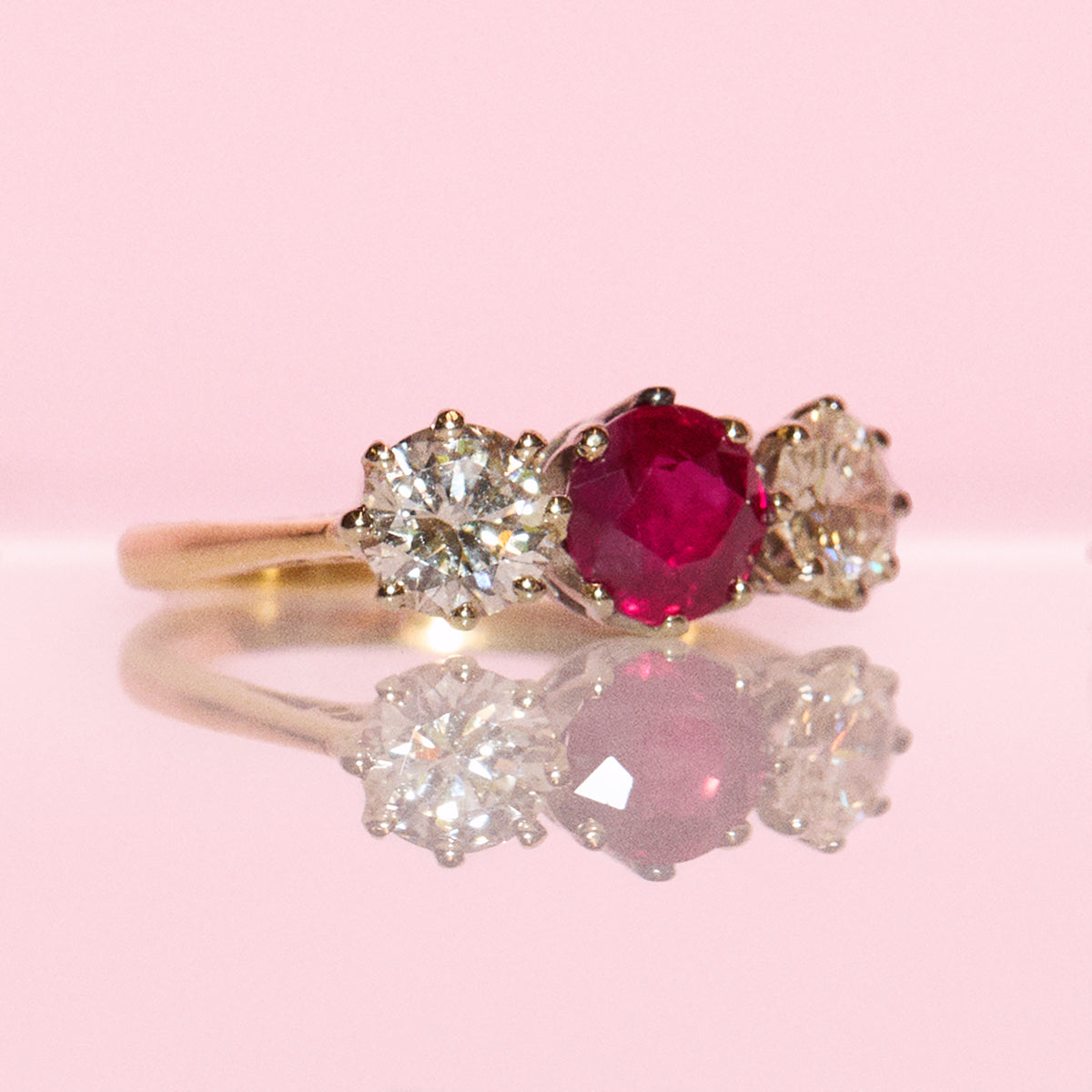 Vintage 18ct gold 1.24ct ruby and 0.90ct diamond ring
