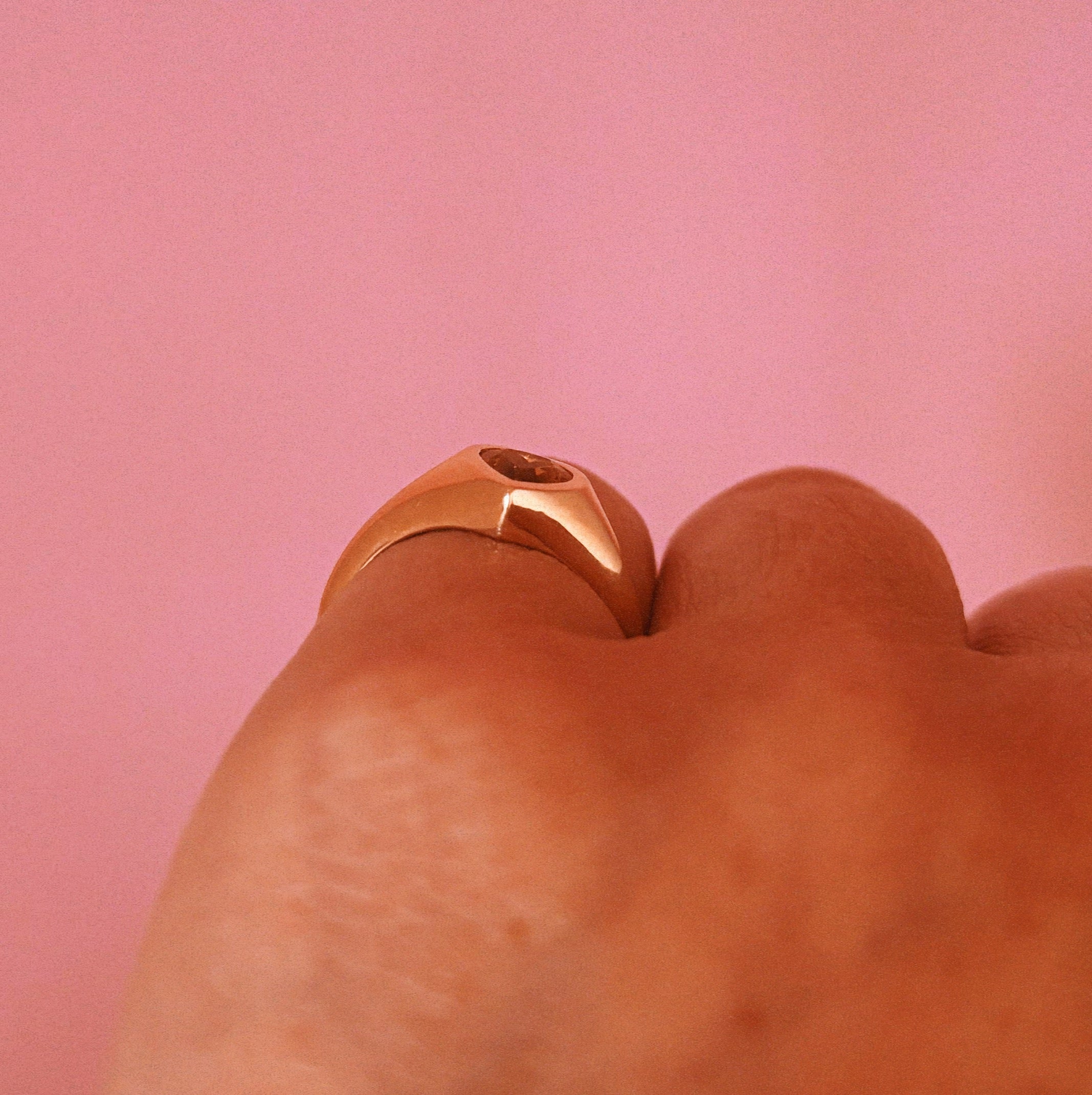 9ct gold heart shaped garnet signet pinky ring (made to order)