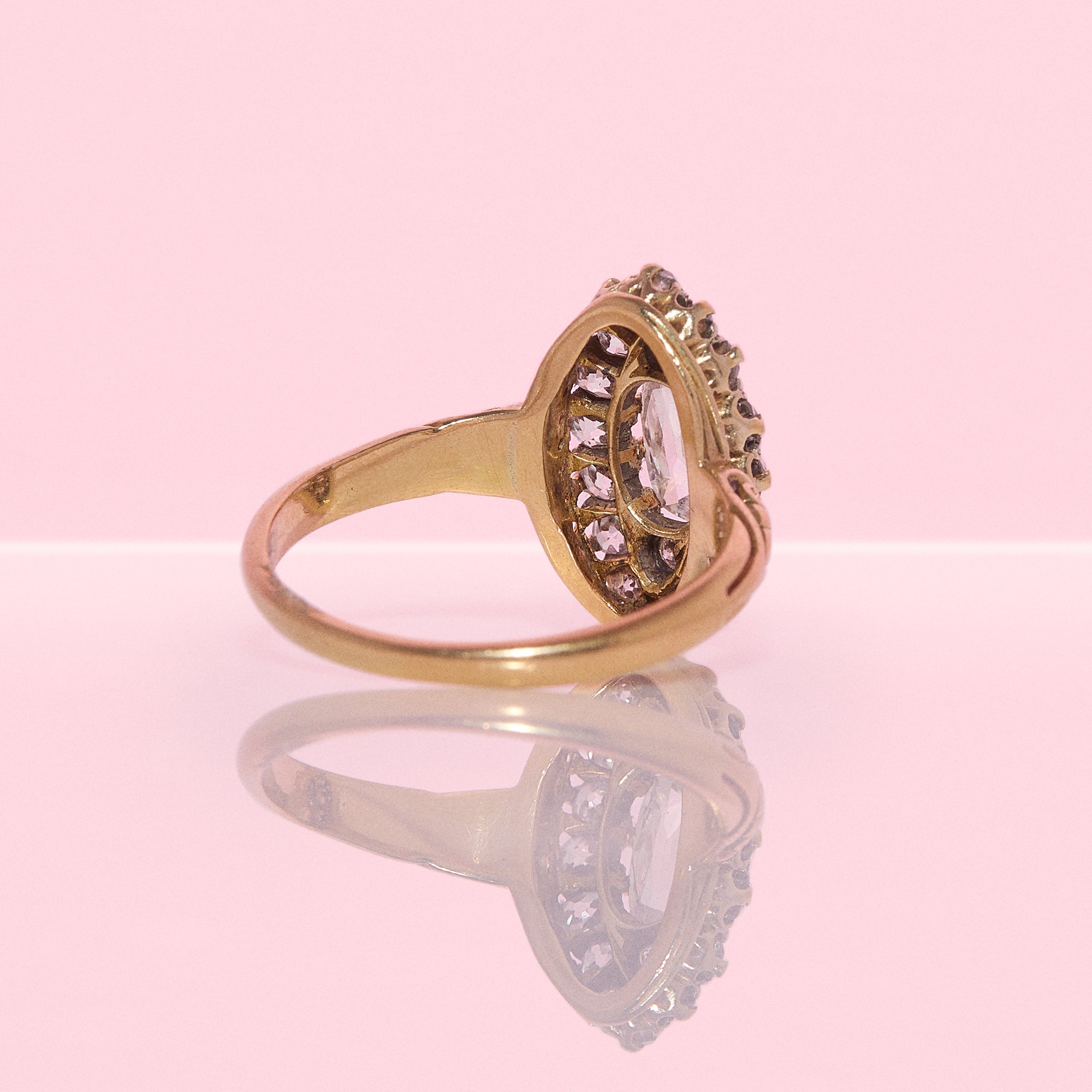 18ct gold diamond marquise ring