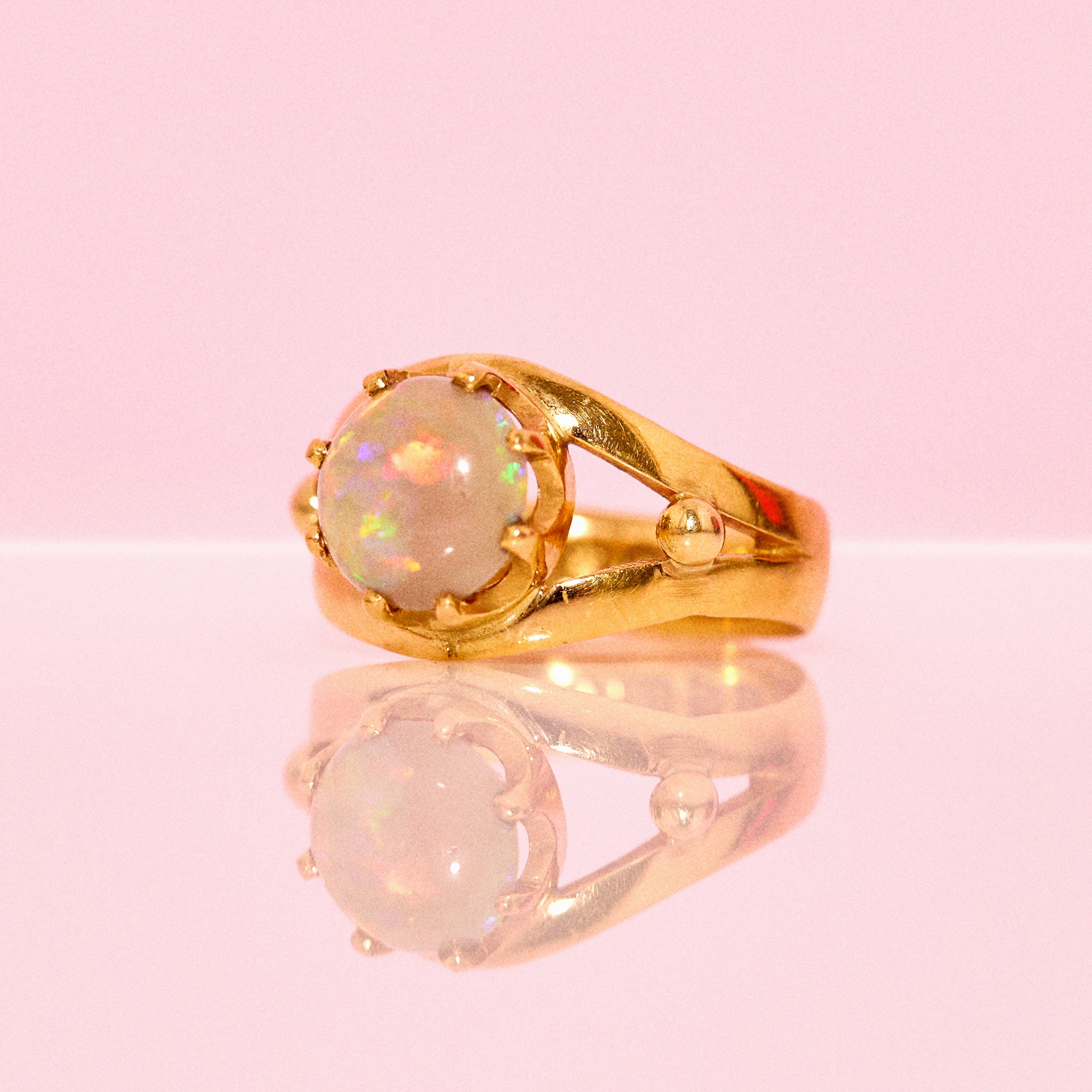 22ct gold opal ring