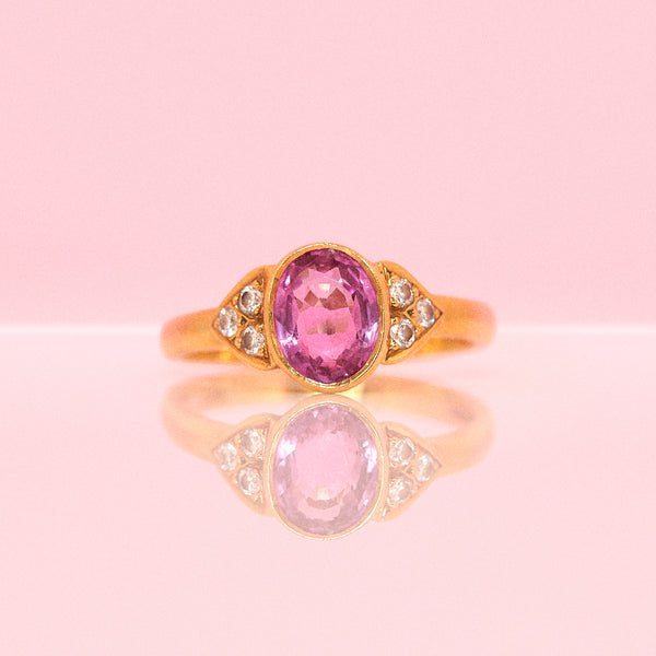 18ct gold pink sapphire and diamond ring