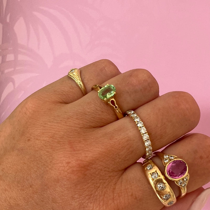 18ct gold pink sapphire and diamond ring