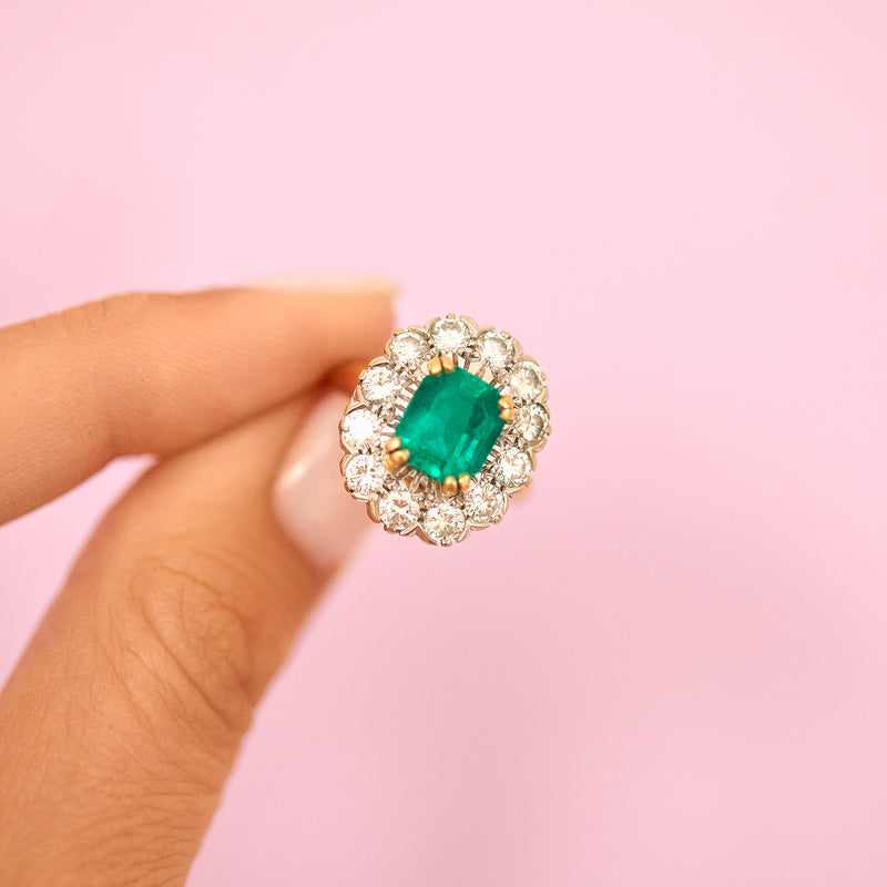 18ct gold emerald and diamond cluster ring