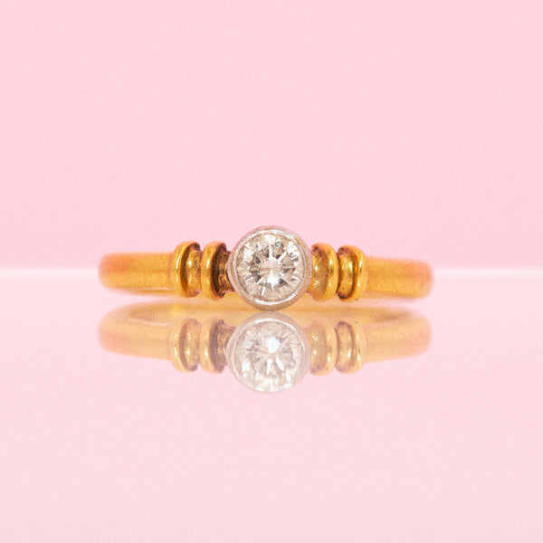 18ct gold solitaire diamond ring