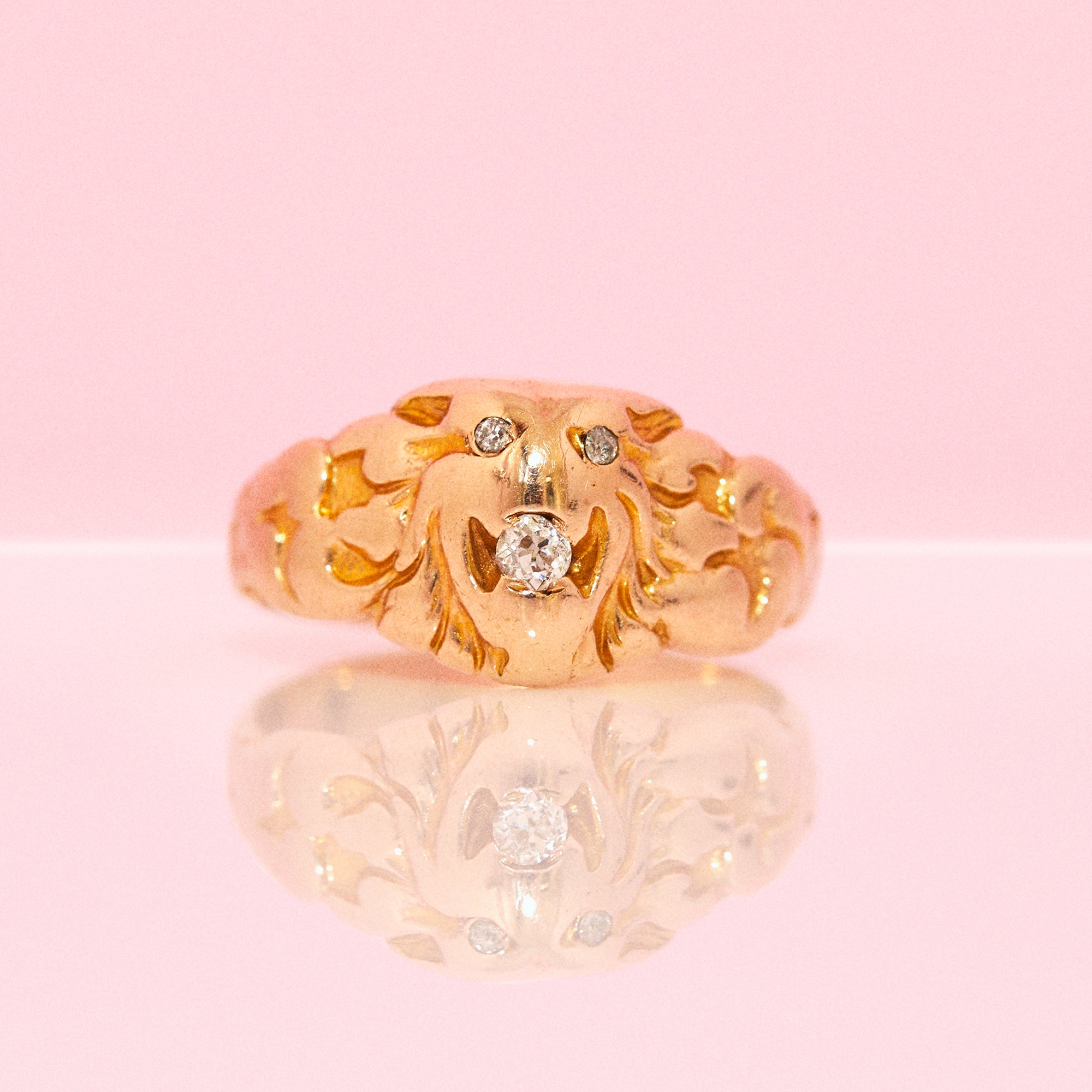 14ct gold diamond lion head ring