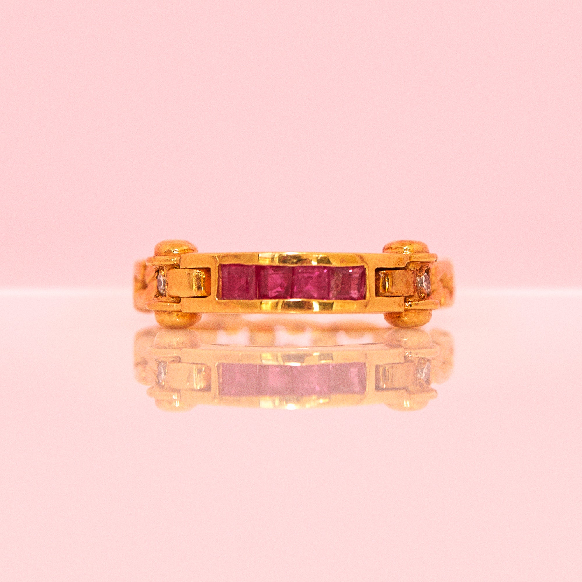 18ct gold ruby ring