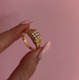 18ct gold diamond signet ring