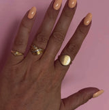 18ct gold baguette diamond wishbone ring