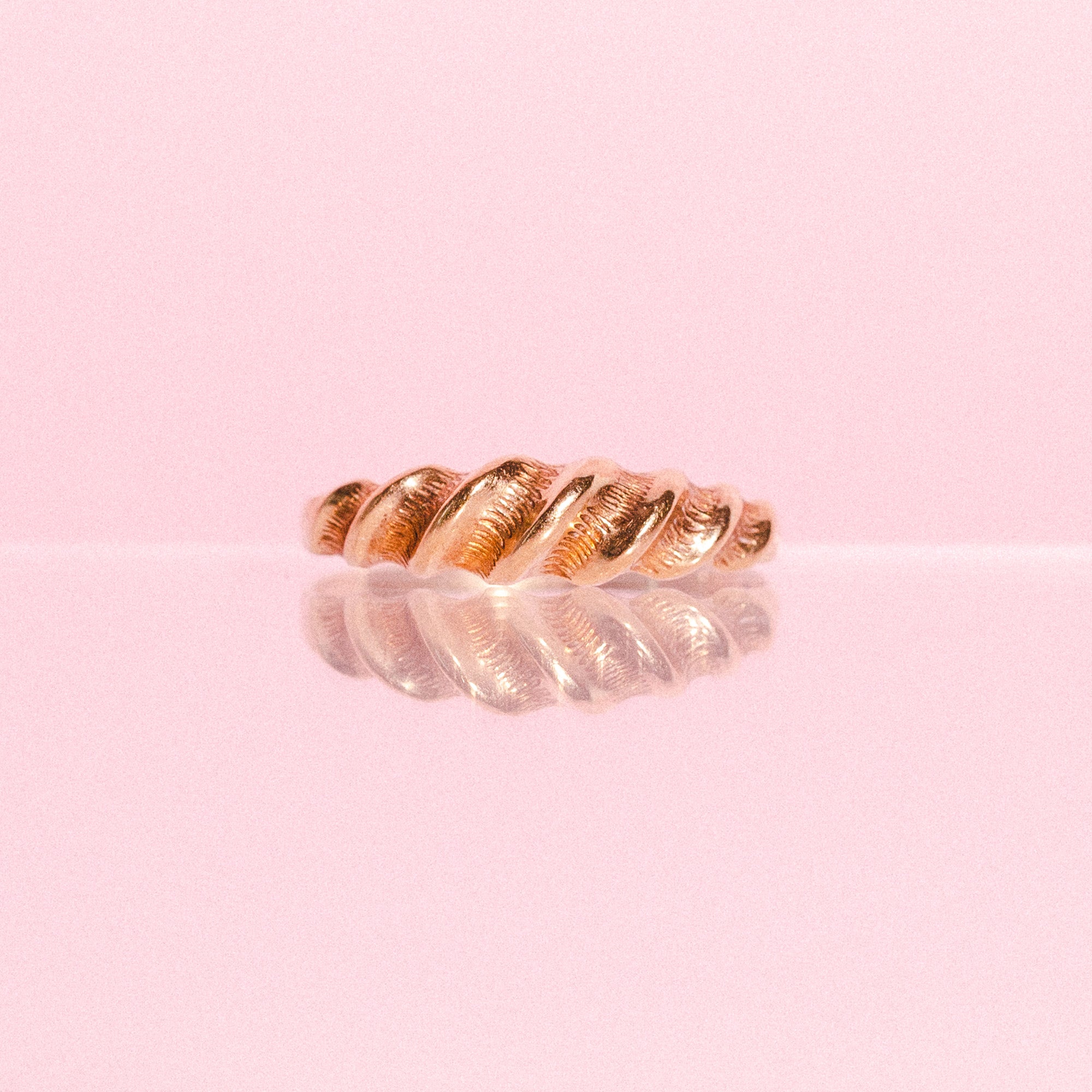 9ct gold ring