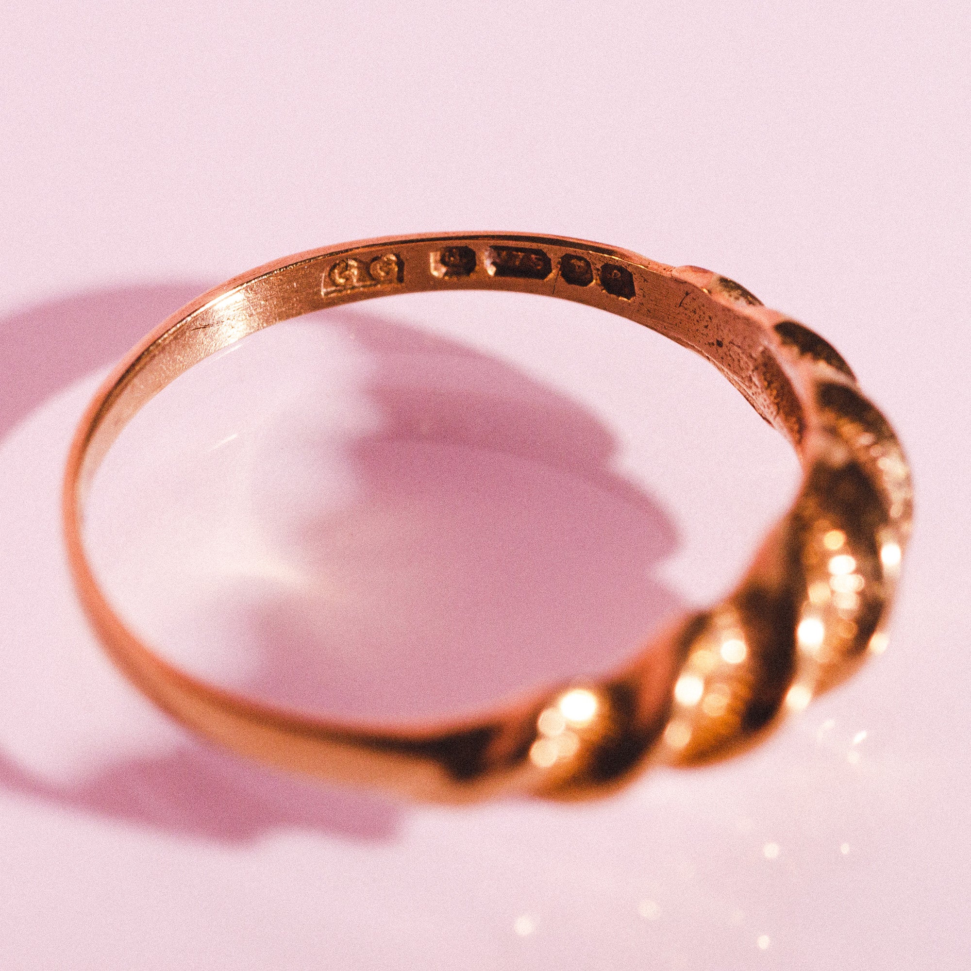 9ct gold ring