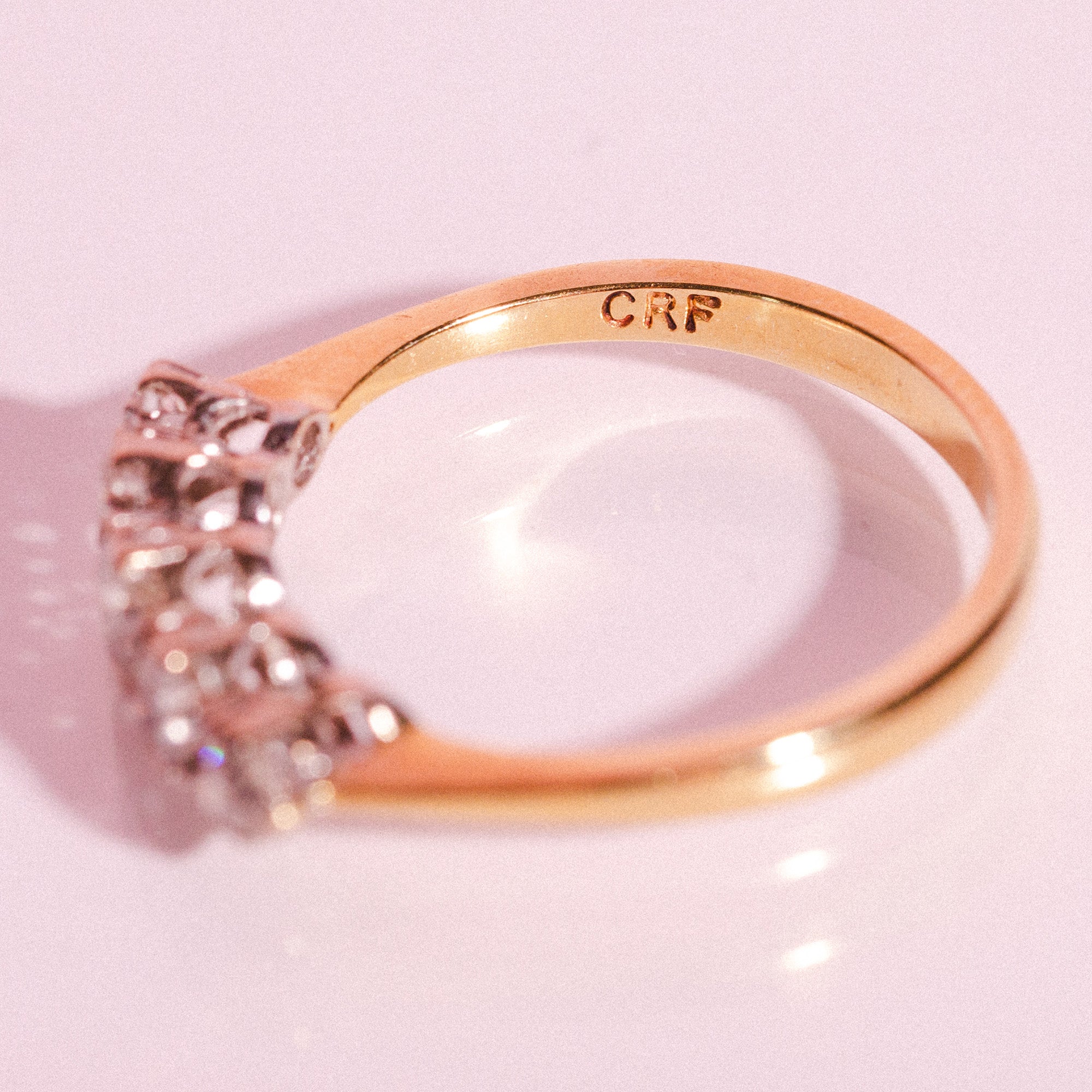 18ct gold ring set with diamonds