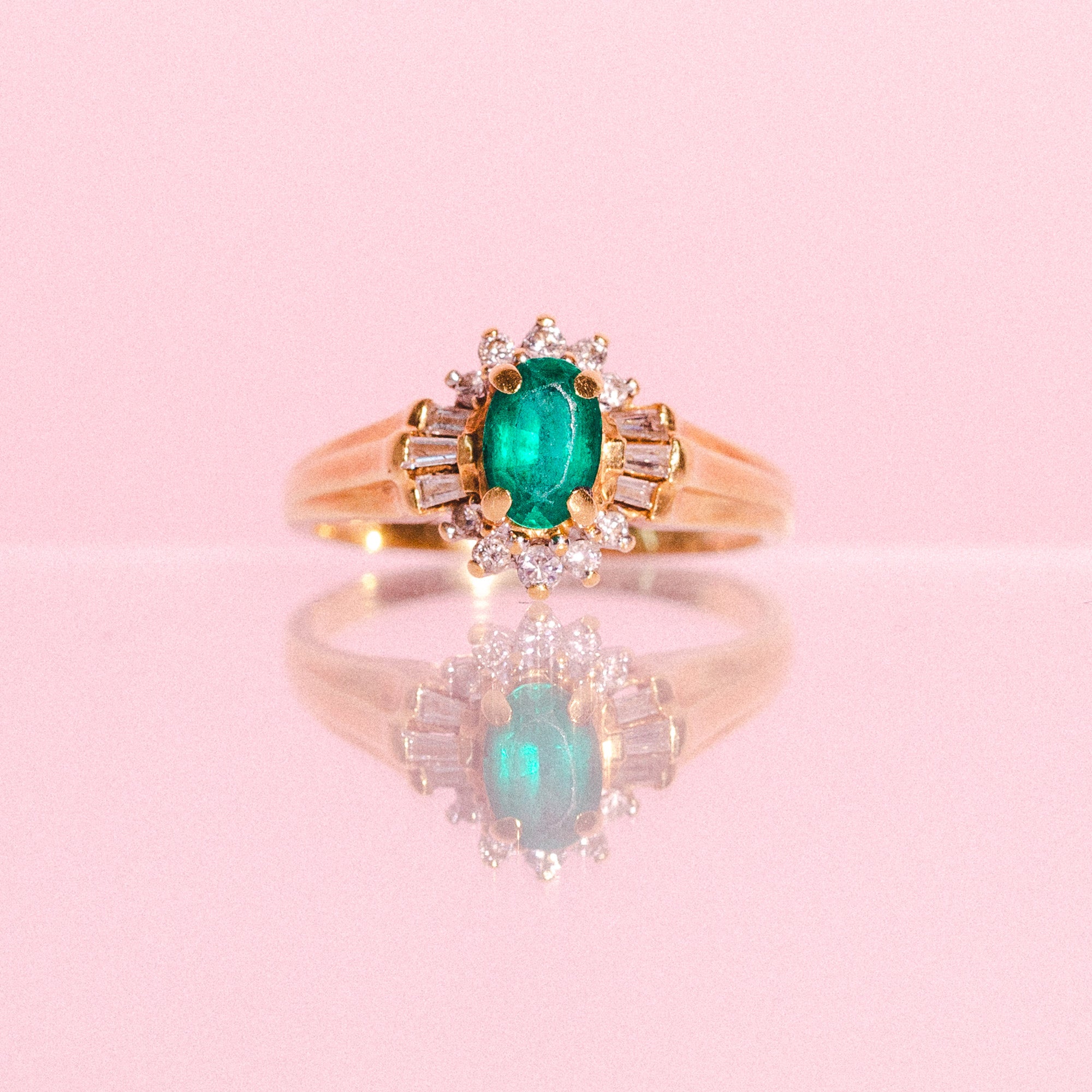 18ct gold emerald and diamond ring