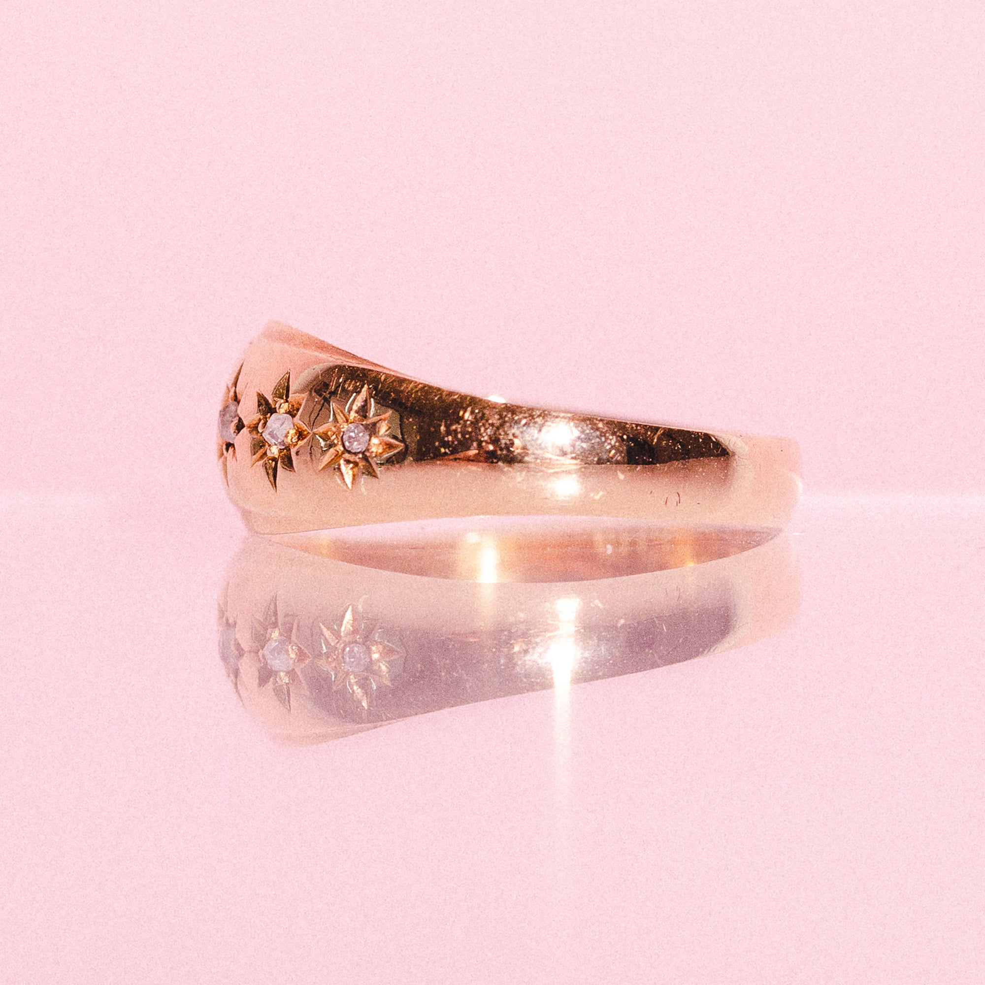 18ct gold diamond gypsy ring