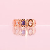 18ct gold ring set with a sapphire and diamonds