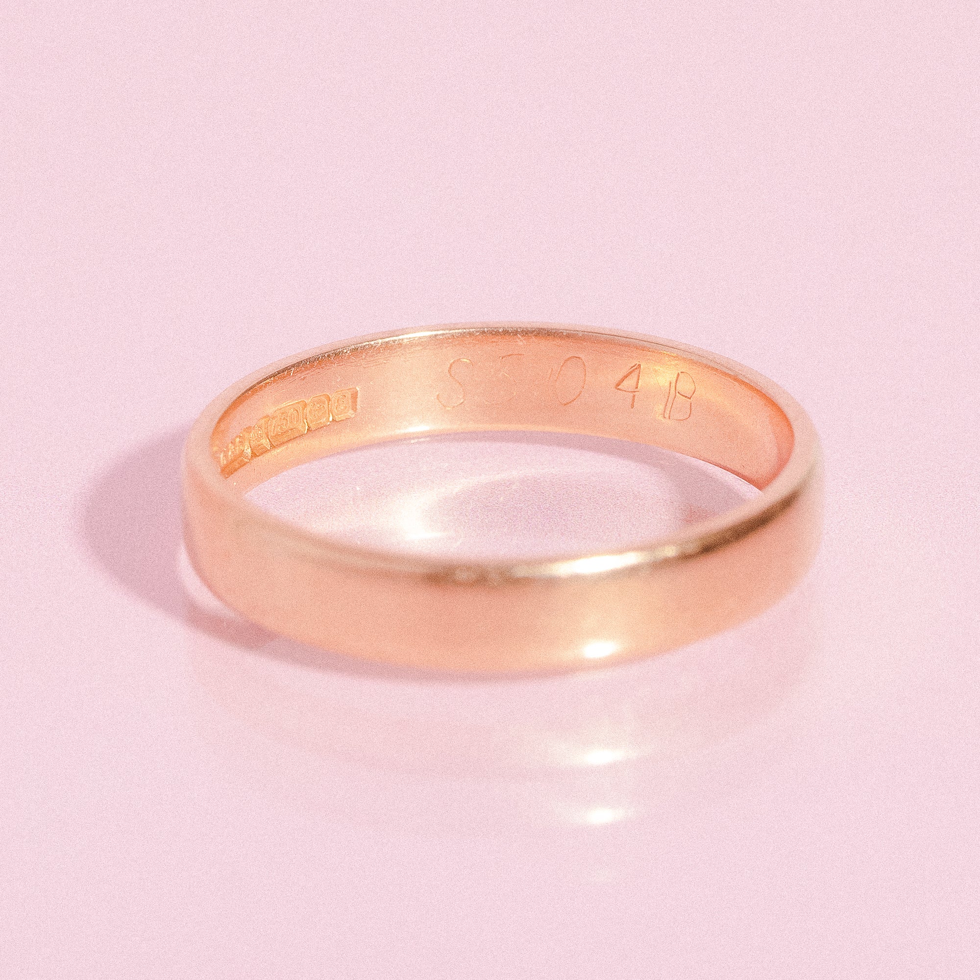 18ct gold ring