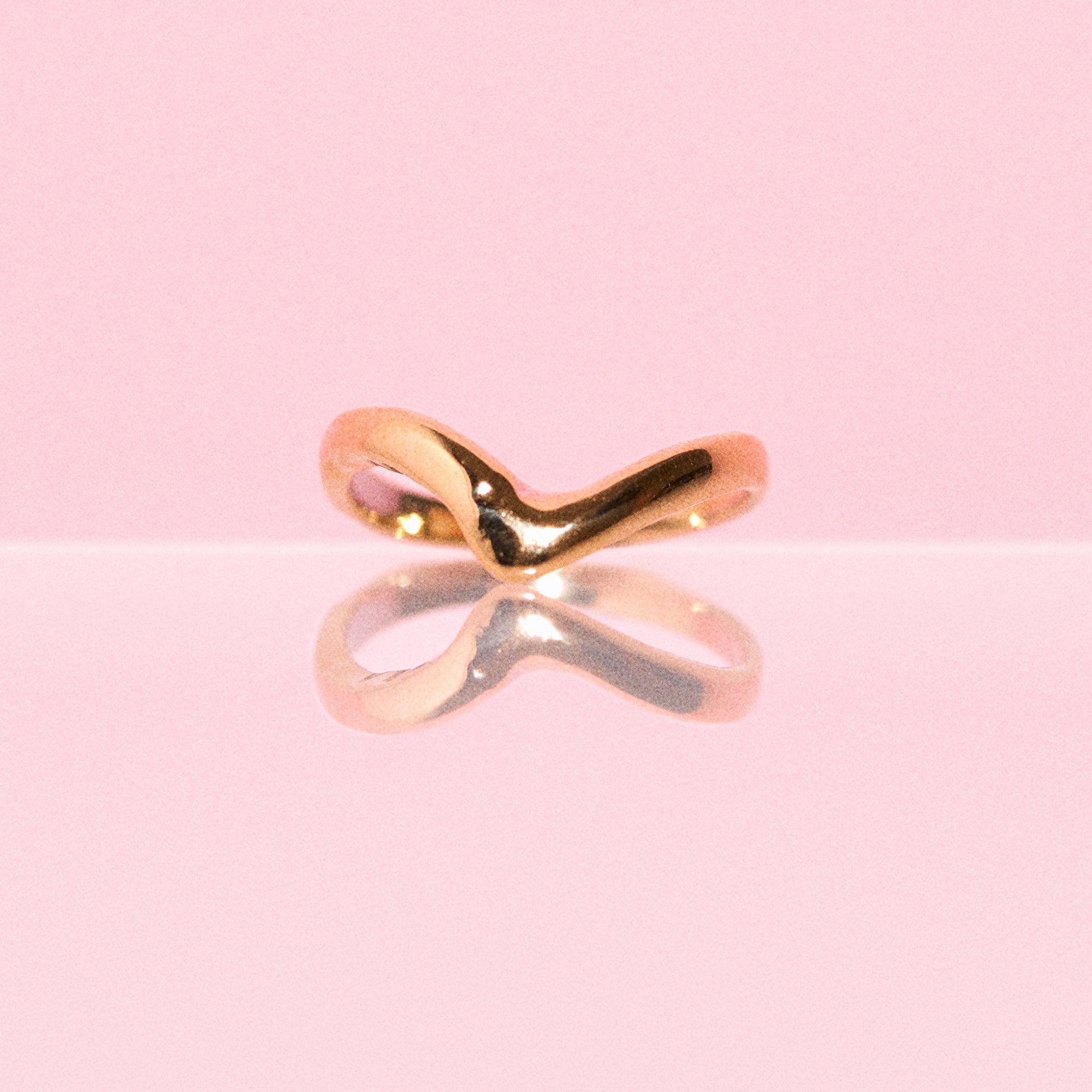 9ct gold wishbone ring