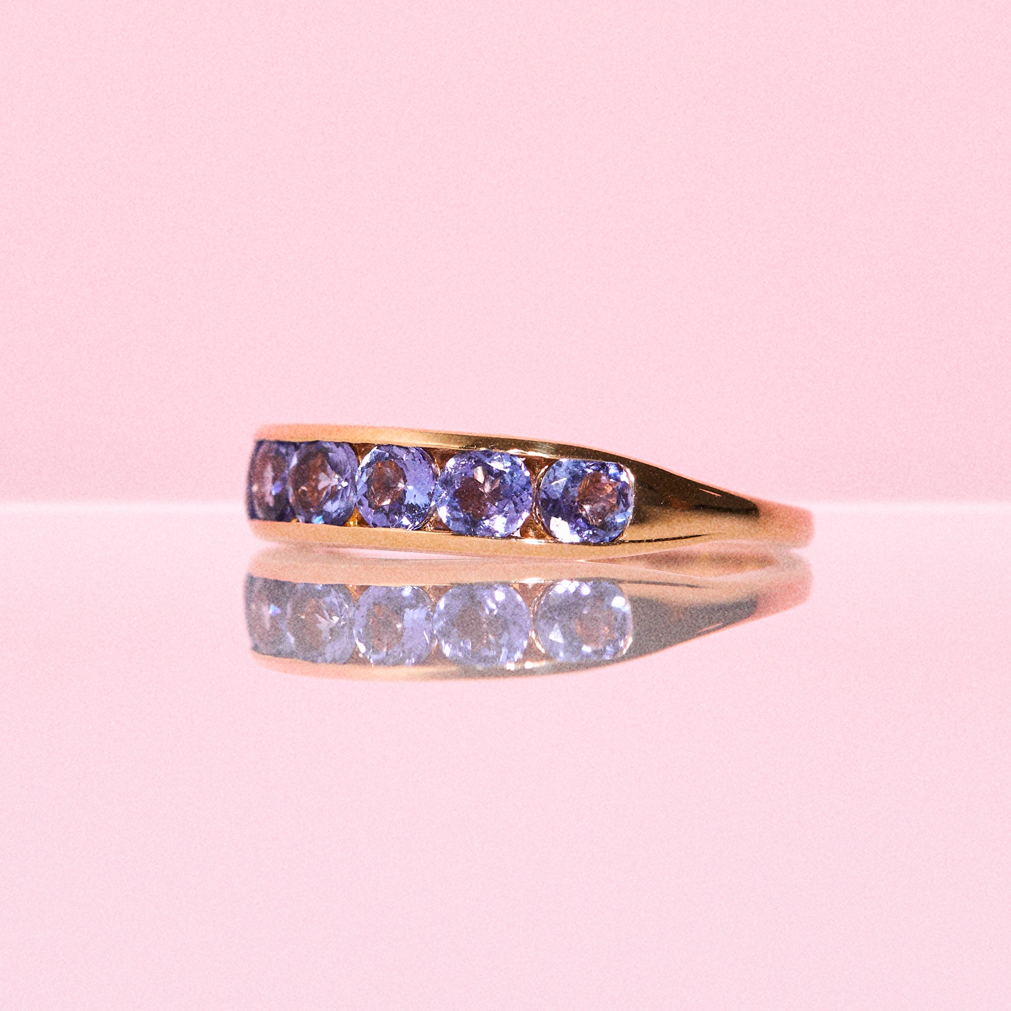 14ct gold ring set with tanzanites