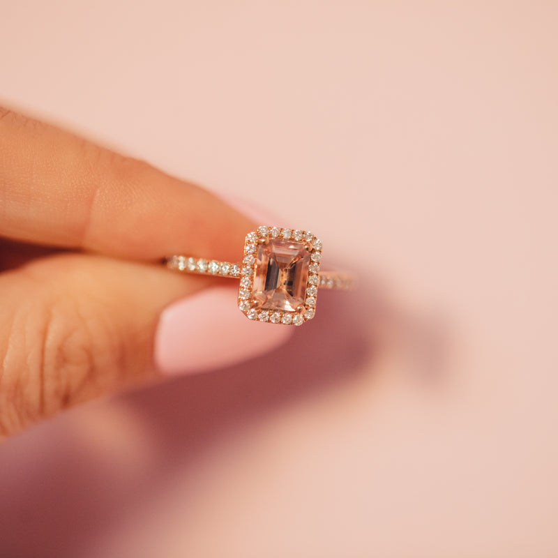 18ct rose gold morganite and diamond ring