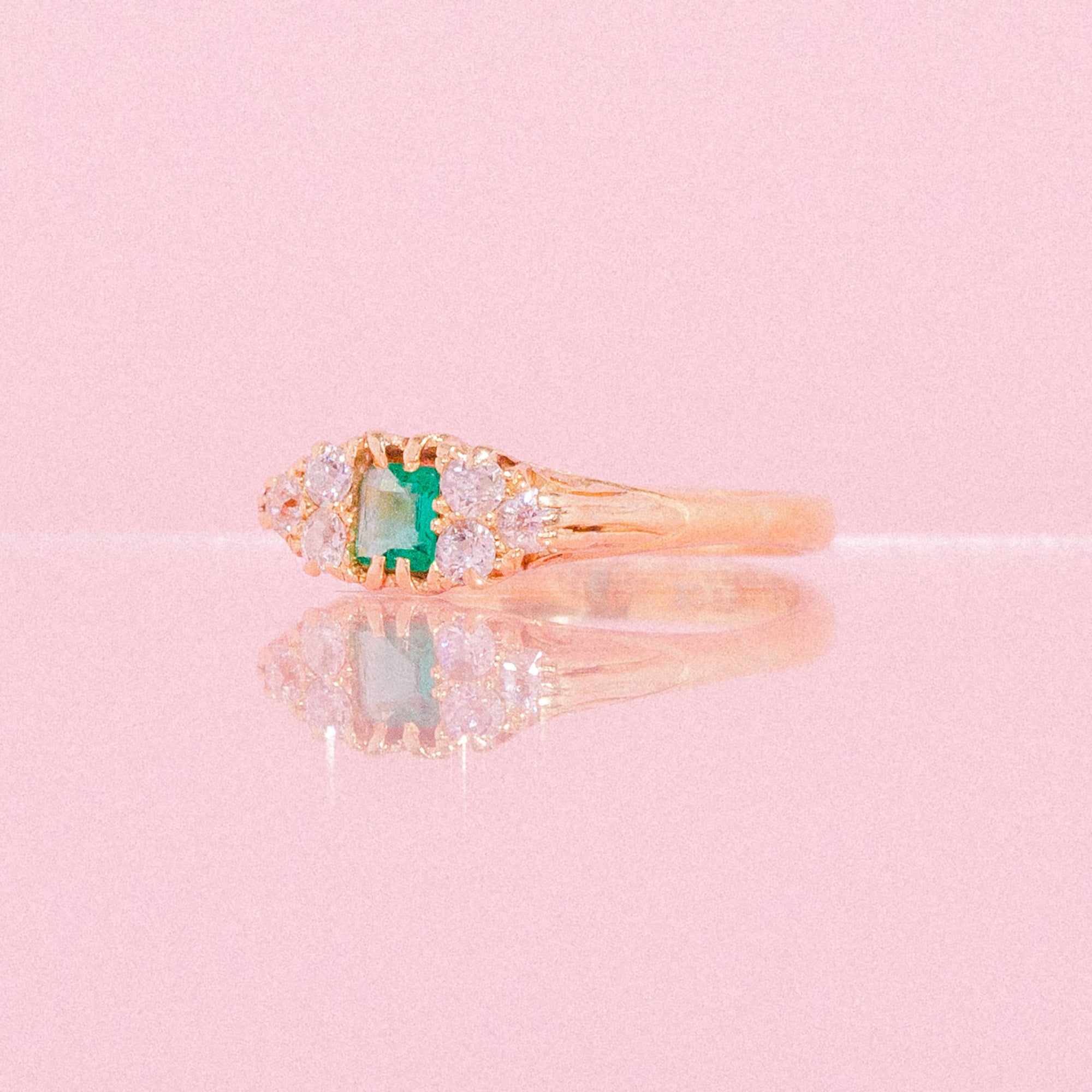 18ct gold emerald and diamond ring