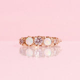 18ct gold ring set with opals and diamonds
