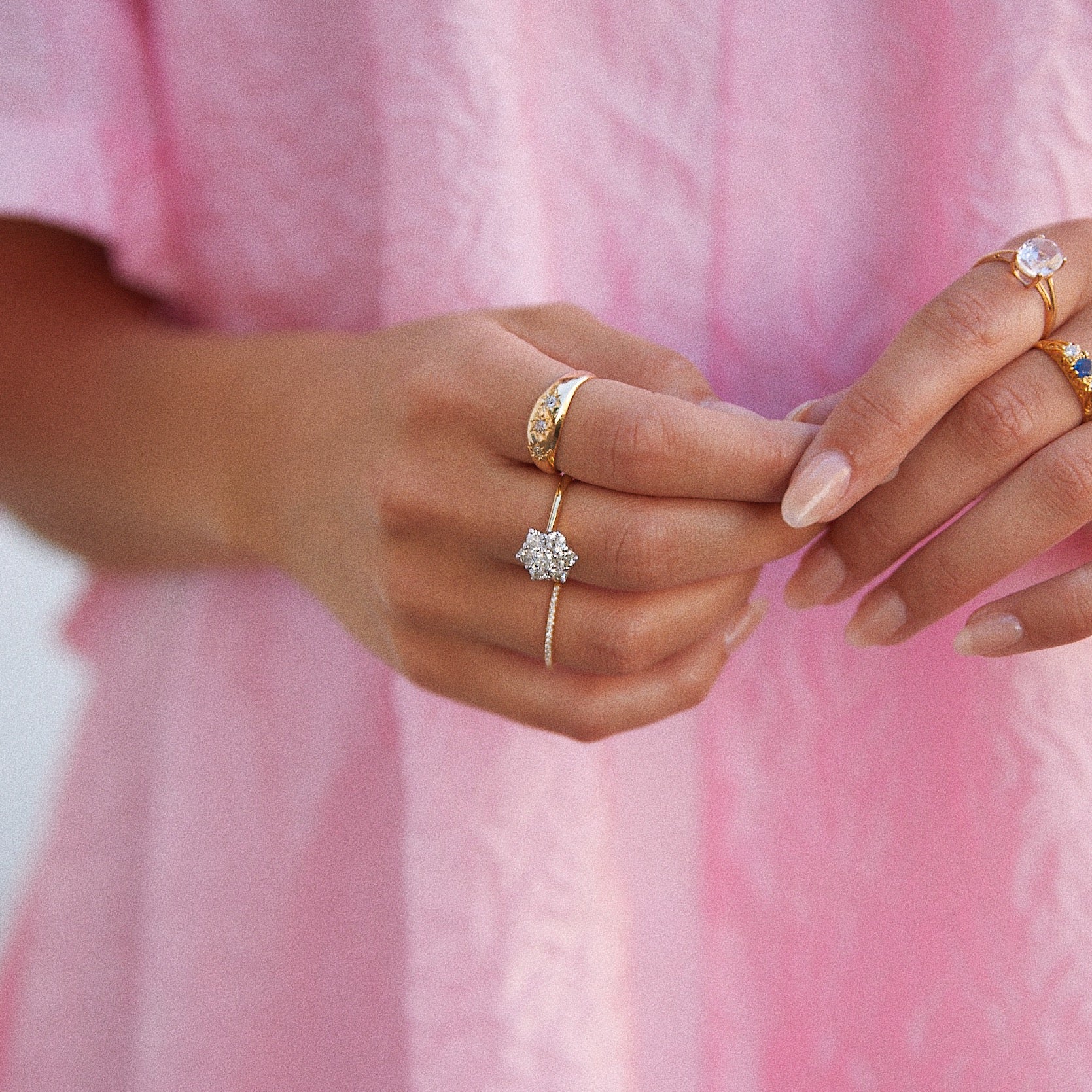 18ct gold 'gypsy' ring set with diamonds