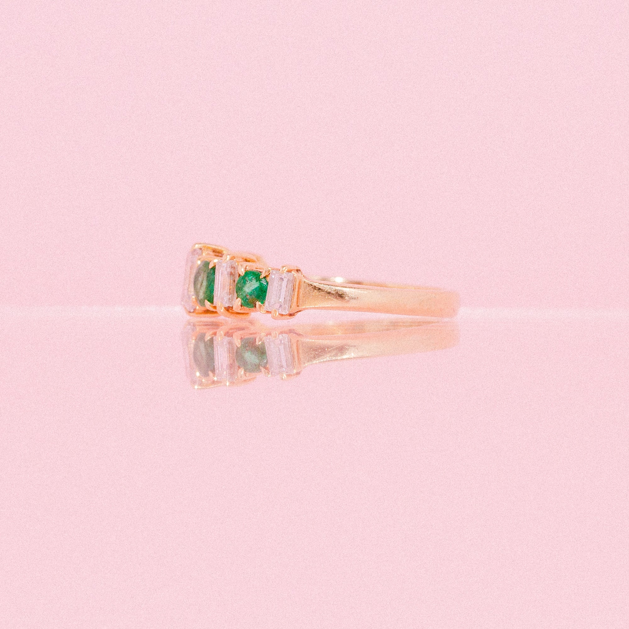 18ct gold emerald and diamond ring