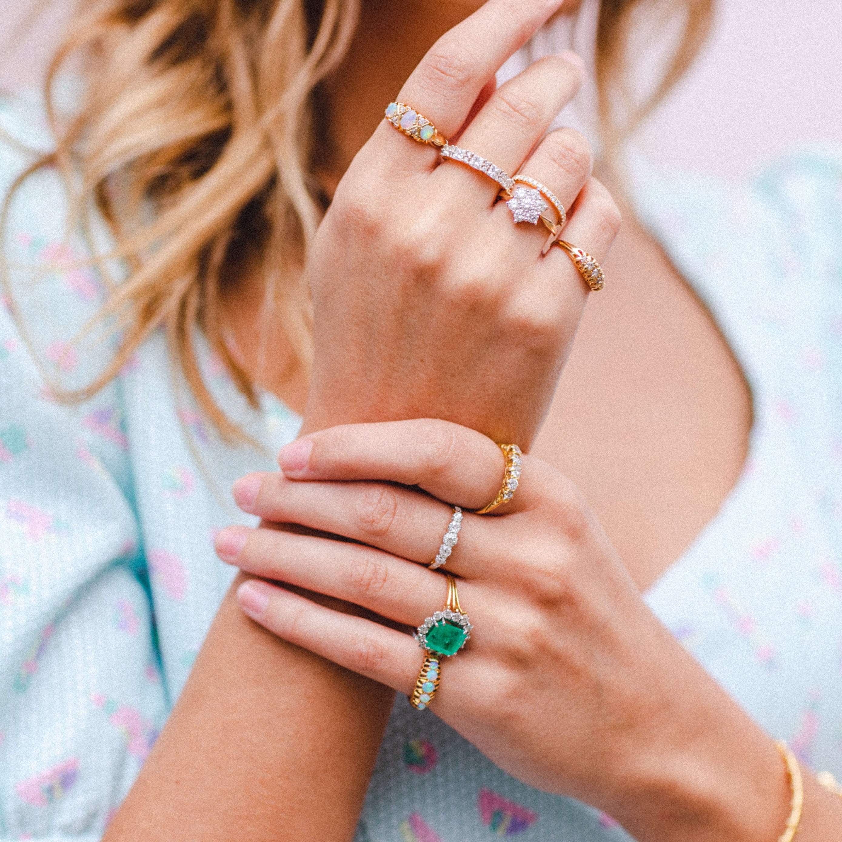 18ct gold half-eternity 0.20ct diamond ring