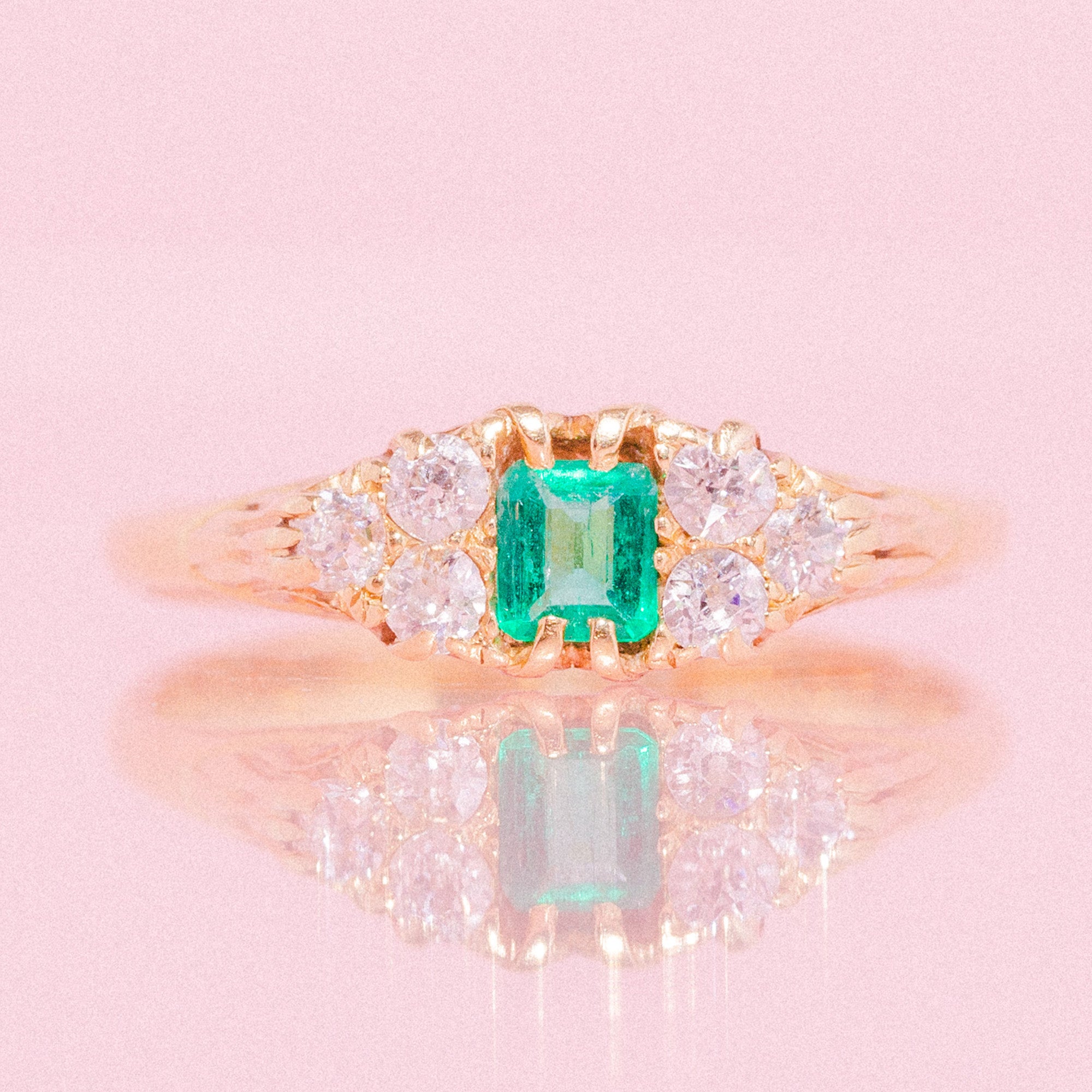 18ct gold emerald and diamond ring