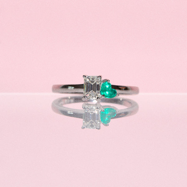18ct white gold ‘toi et moi’ emerald and diamond ring